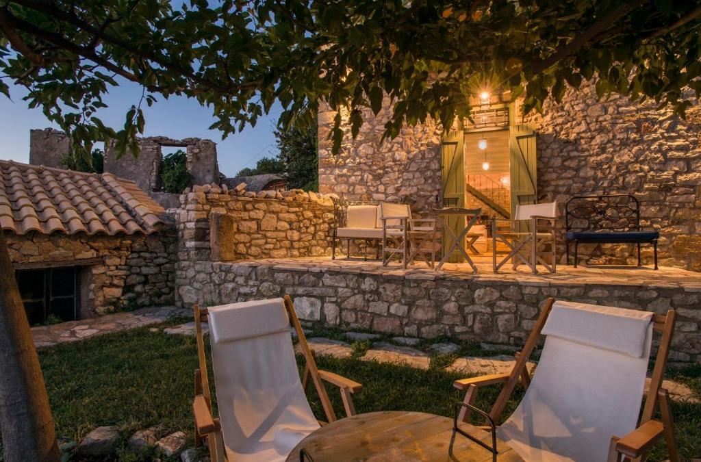 Kyparissia Old Town Lodge With Amazing Sea View מראה חיצוני תמונה